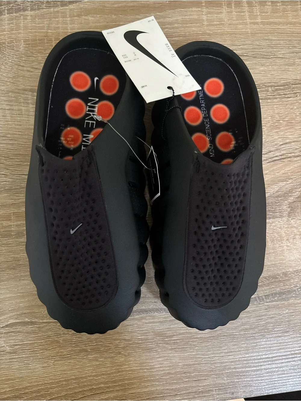 NWT Nike Mind 001 Mule Black Slip-On Pregame with Dot Insole size 10